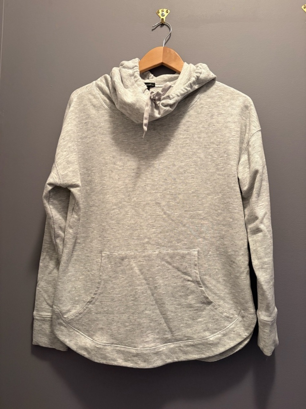 Champion Women's Light Gray Hooded Pullover Sweatshirt - Picture 1 of 9